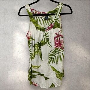 Hibiscus Collection Hawaii Tank Top by Tina's Collection
Size Large